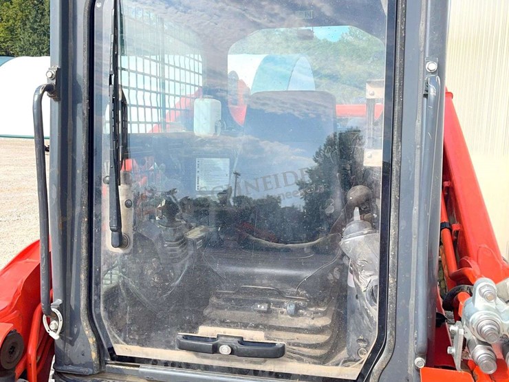 2021-kubota-svl97-2-image-27