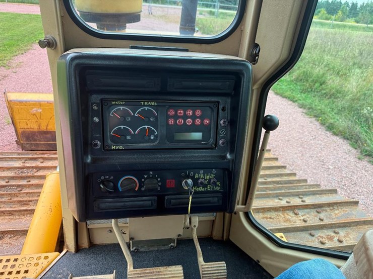 caterpillar-d6m-lgp-image-54