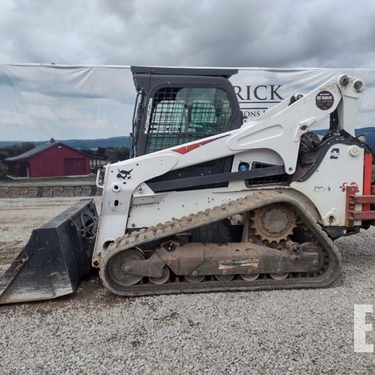 BOBCAT T870