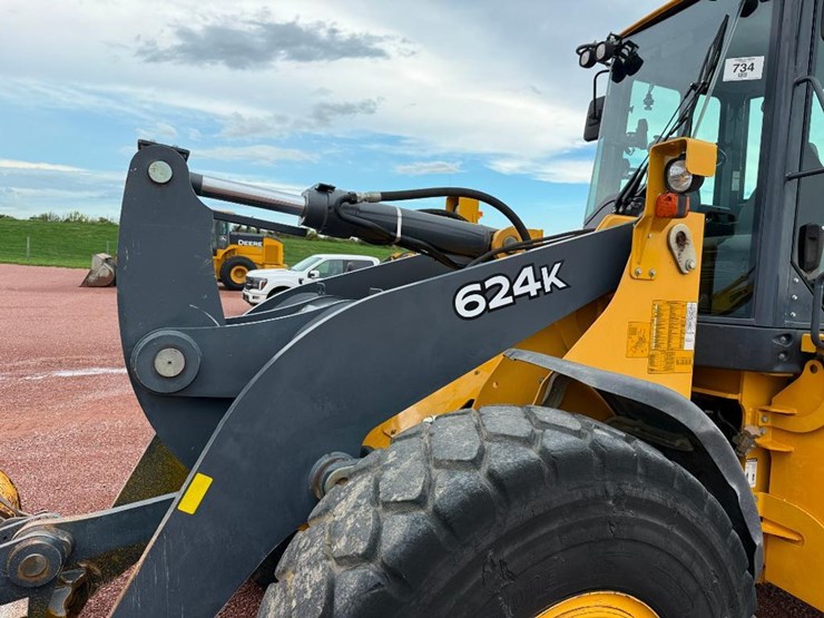 deere-624k-image-28