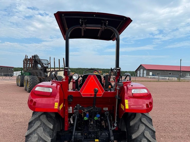 case-ih-farmall-75c-image-23