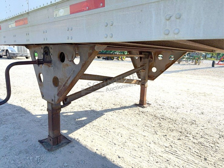 2008-utility-van-image-13