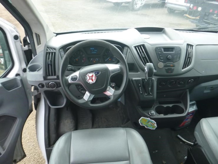 2018-ford-transit-image-12