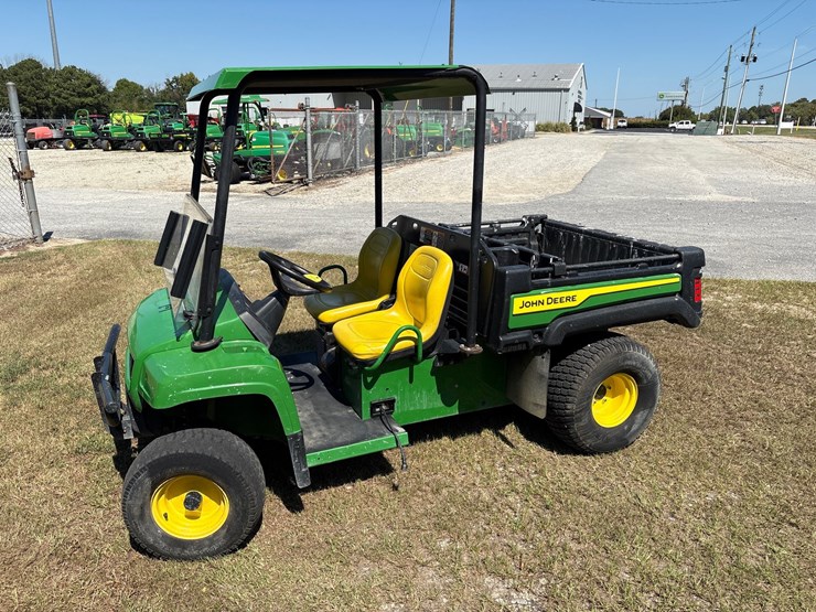 john-deere-gator-image-1