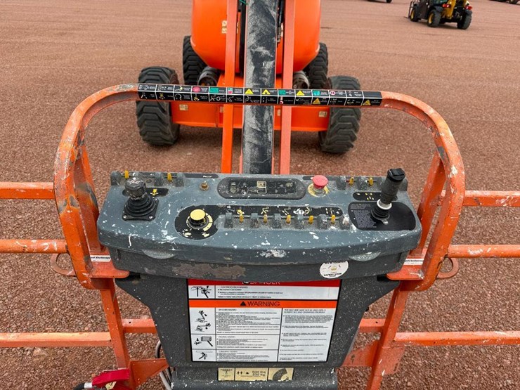 jlg-600aj-image-41