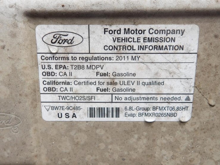 2011-ford-e350-image-9