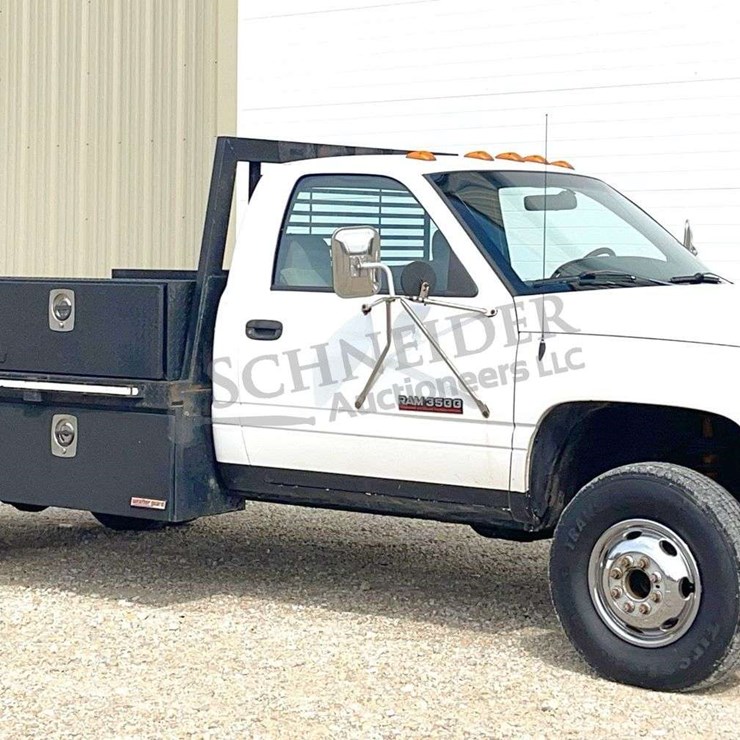2000 DODGE RAM 3500
