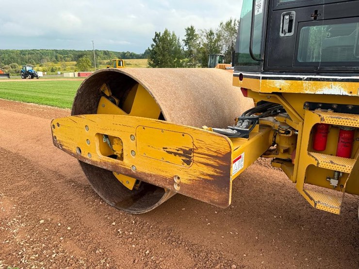 caterpillar-cs-563e-image-20