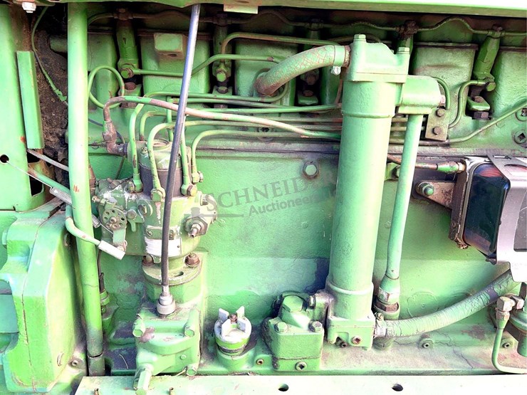 john-deere-4010-image-16