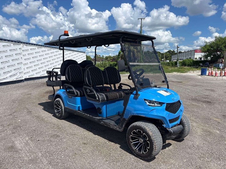 2024-vivid-ev-6-person-electric-cart-image-2