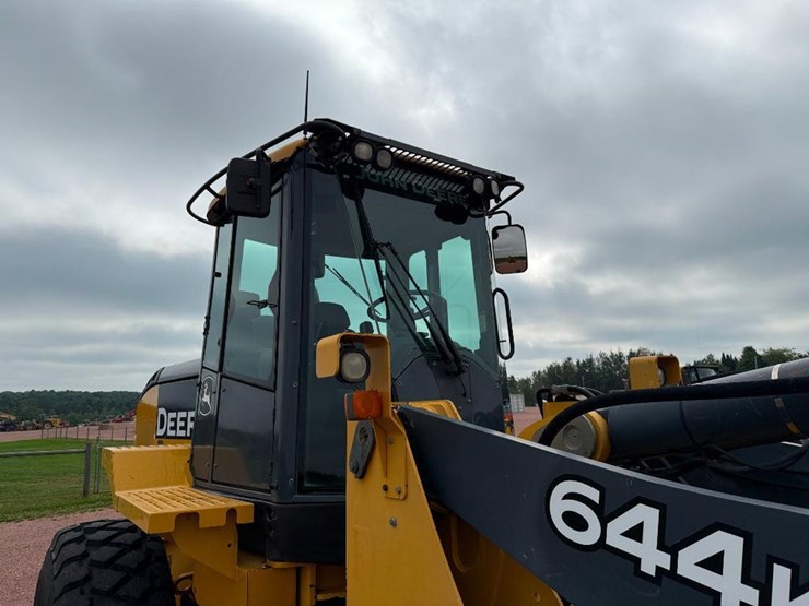 deere-644k-image-13