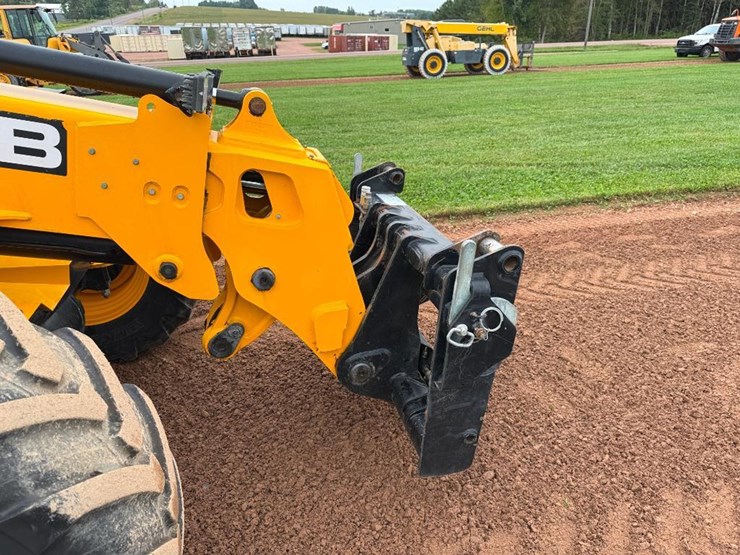 jcb-tm320-image-36