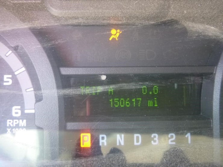 2014-ford-e350-image-18