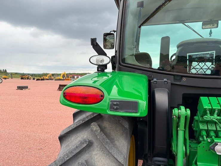 john-deere-6120r-image-24