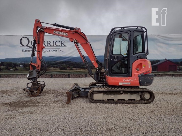2016-kubota-kx040-4-image-1