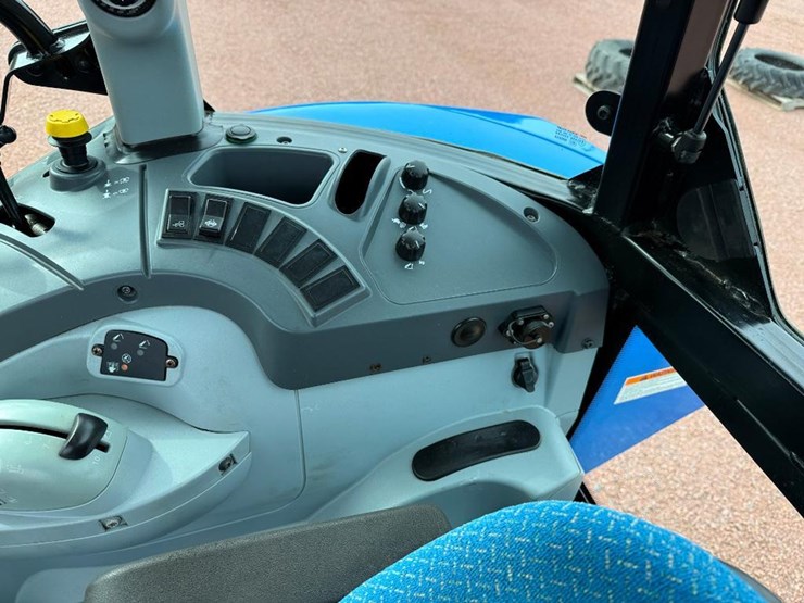new-holland-t4.110-image-54