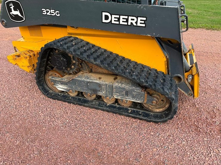 deere-325g-image-15