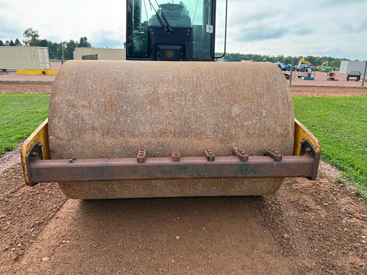 caterpillar-cs-563e-image-26