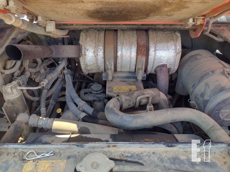 kubota-svl75-image-31