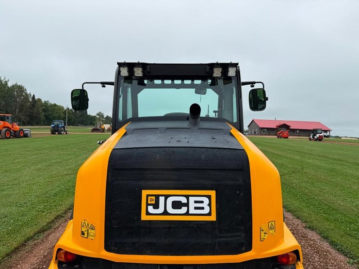 jcb-tm320-image-22