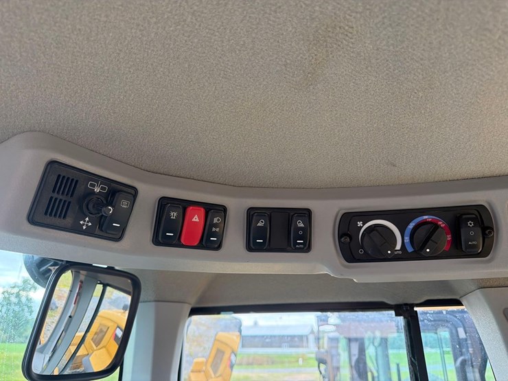 2019-caterpillar-926m-image-22