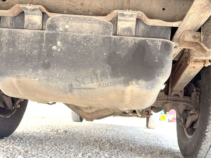 2009-chevrolet-3500-image-24
