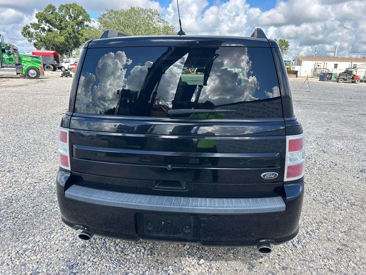 2016-ford-flex-image-27