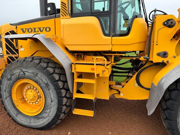 volvo-l90f-image-11
