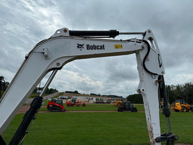 bobcat-e85-image-36