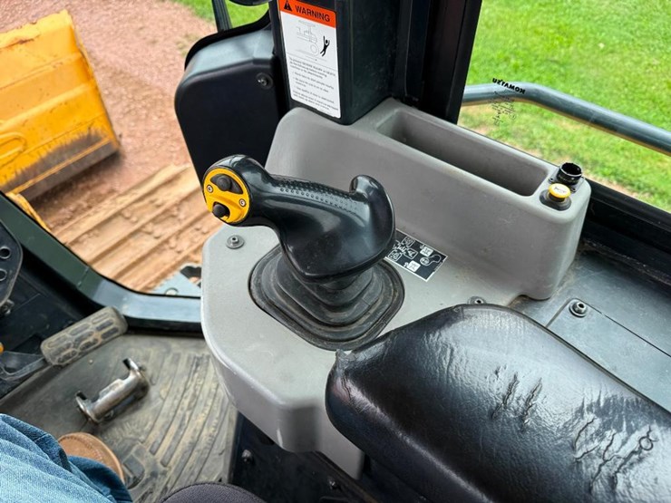 komatsu-d51px-24-image-47