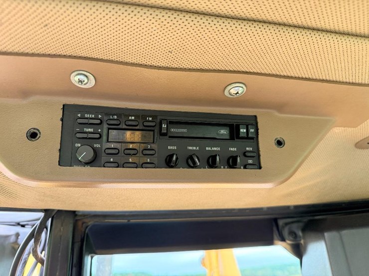 1994-john-deere-310d-image-56