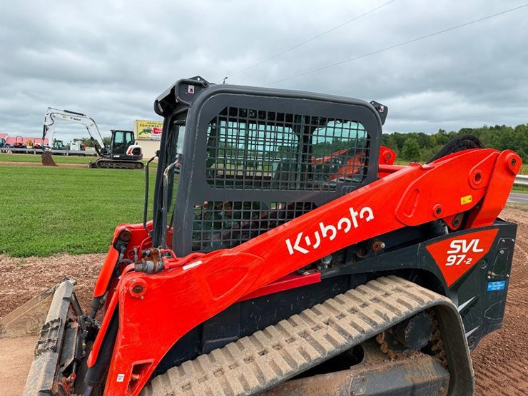 kubota-svl97-2-image-13