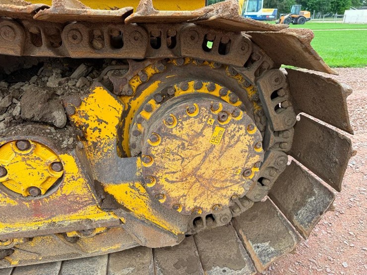 komatsu-d51px-24-image-11