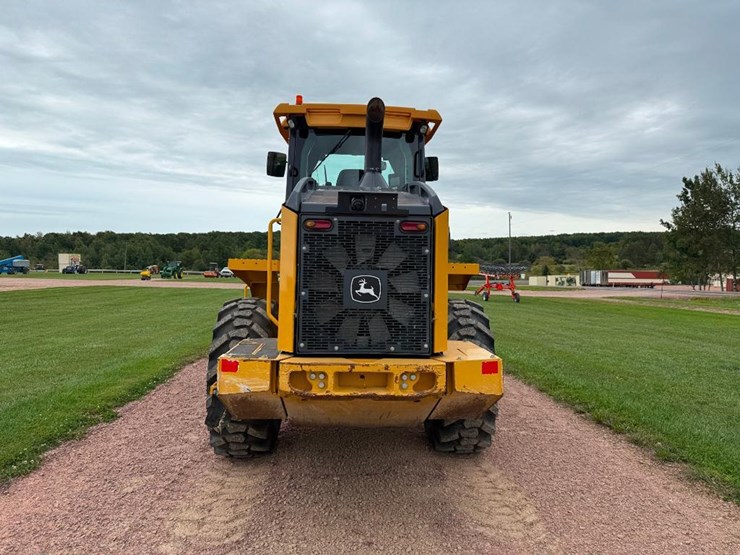 2021-deere-544p-image-5