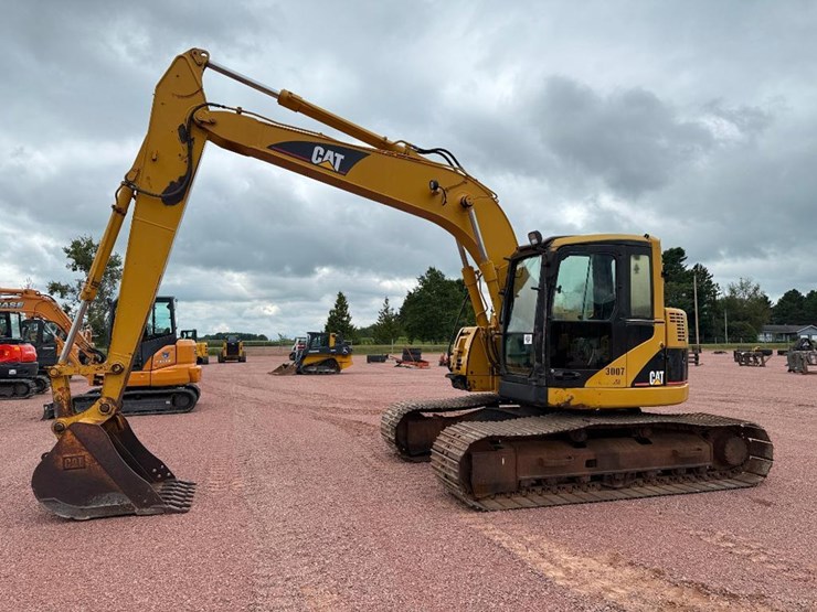 2004-caterpillar-314c-image-1