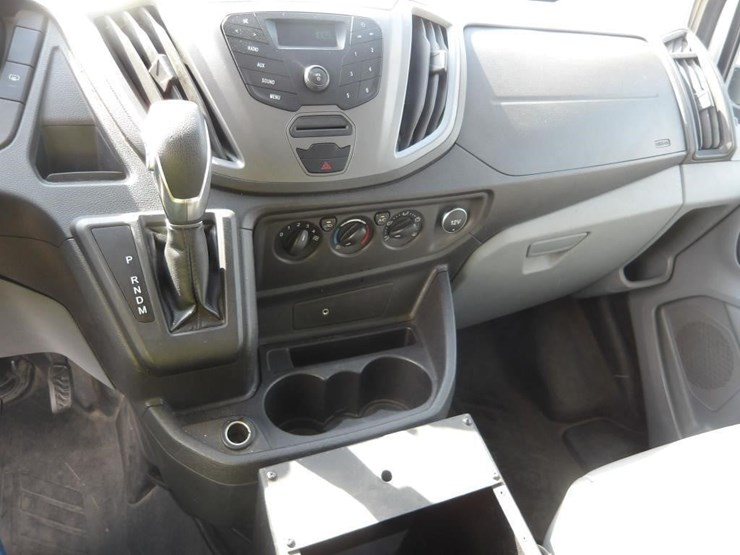 2017-ford-transit-image-15