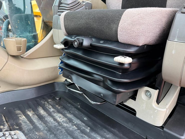 john-deere-2010-image-49