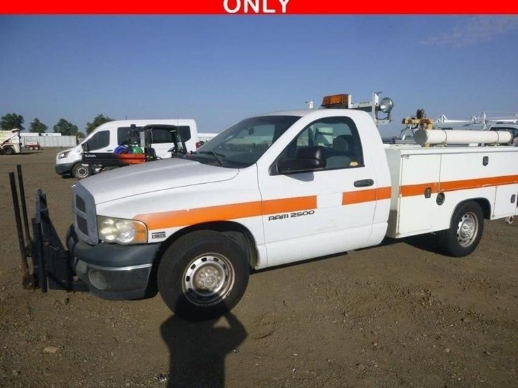 2005-dodge-ram-2500-image-1
