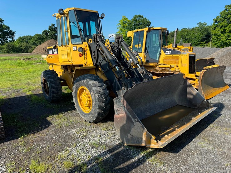 caterpillar-it18b-image-2