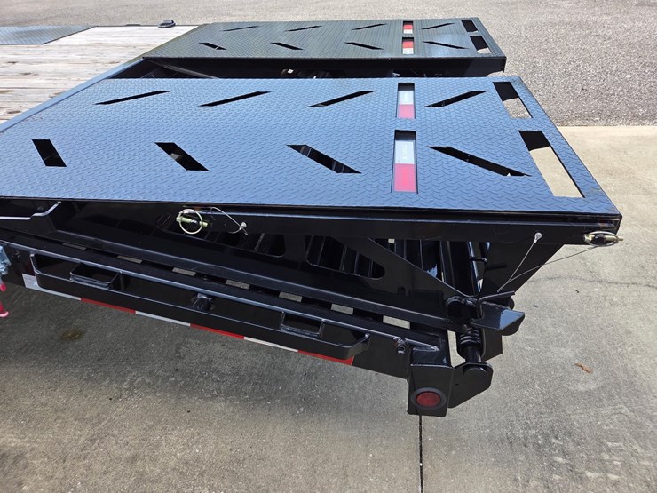 #1078-•-2026-iron-bull-32'-gooseneck-trailer-image-7