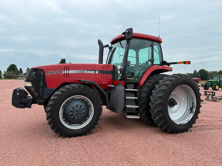 case-ih-mx220-image-1