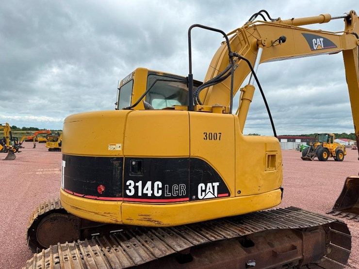 2004-caterpillar-314c-image-19