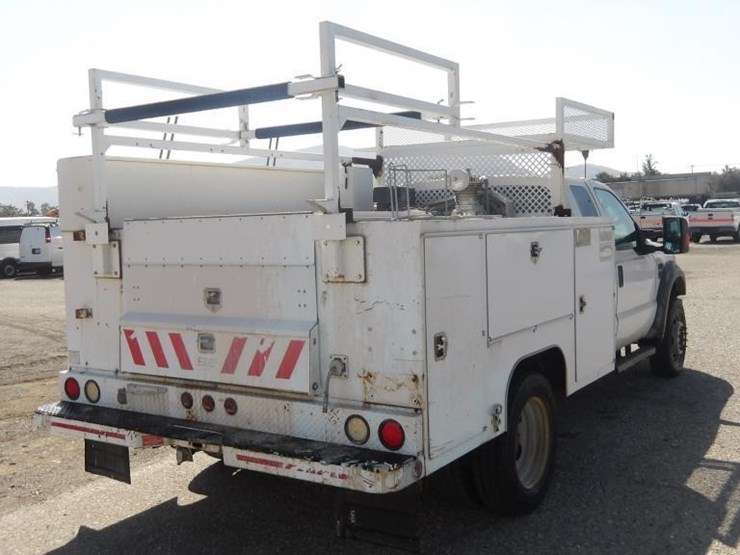 2010-ford-f450-image-3