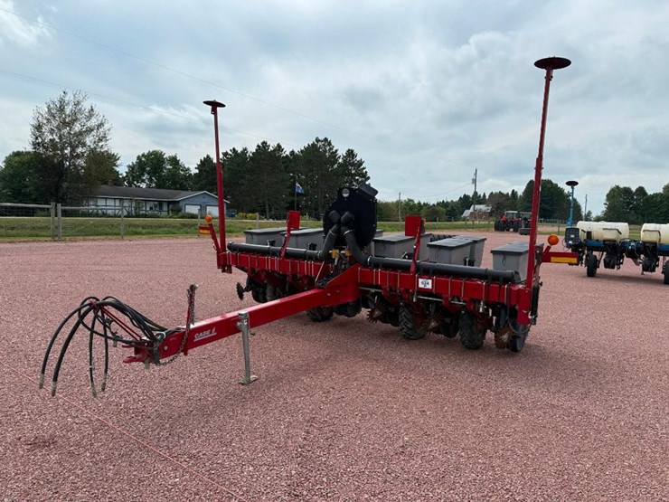 case-ih-1200-image-1