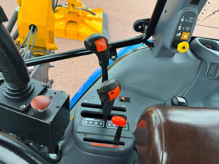 new-holland-ts110-image-59