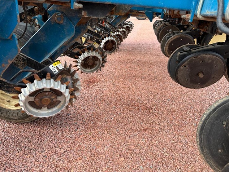 1999-kinze-2000-image-15