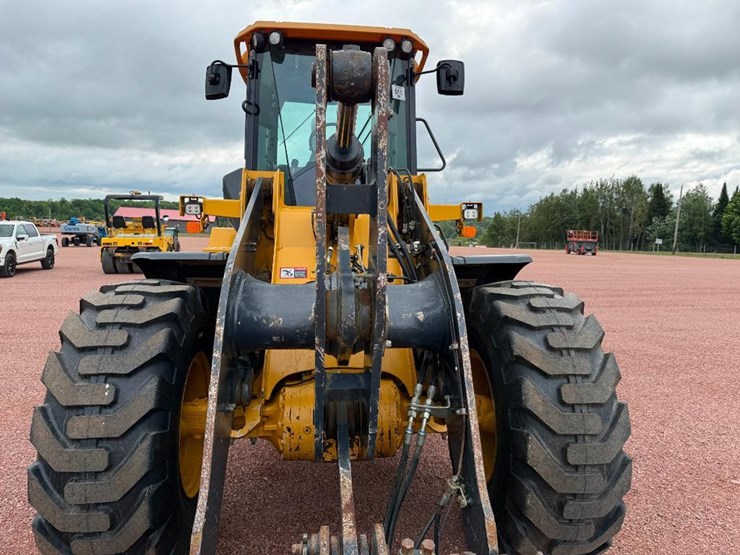 2019-deere-544l-image-51