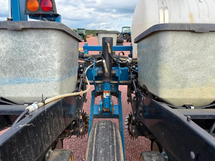 1999-kinze-2000-image-36