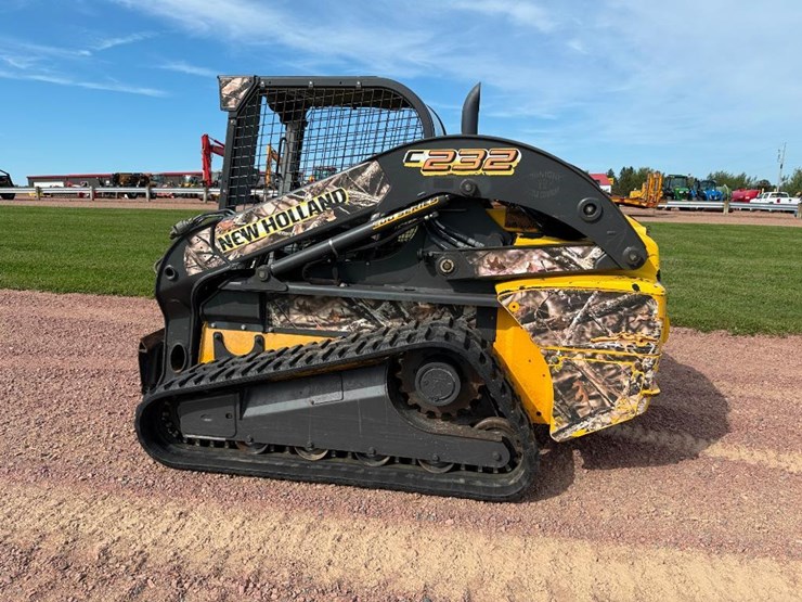 new-holland-c232-image-6