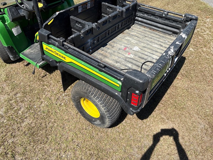 john-deere-gator-image-15